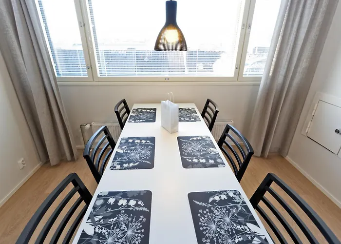 フォレノム サービスド クルーヌンハカ アパート *