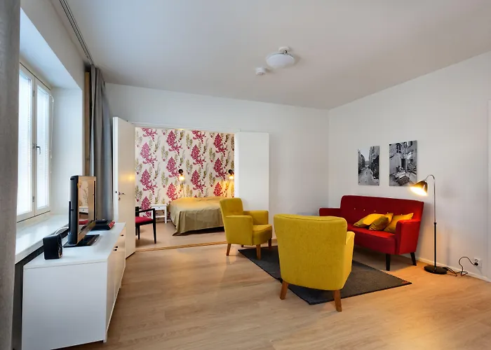 フォレノム サービスド クルーヌンハカ * ヘルシンキ