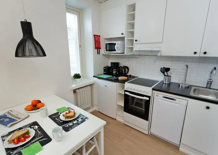 フォレノム サービスド クルーヌンハカ *