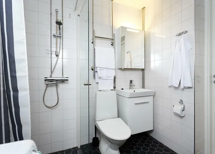 フォレノム サービスド クルーヌンハカ *